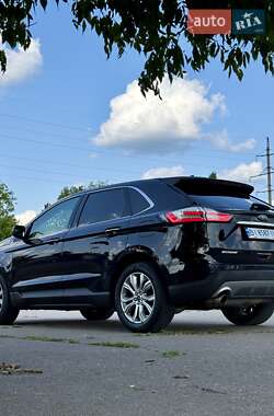 Внедорожник / Кроссовер Ford Edge 2019 в 
