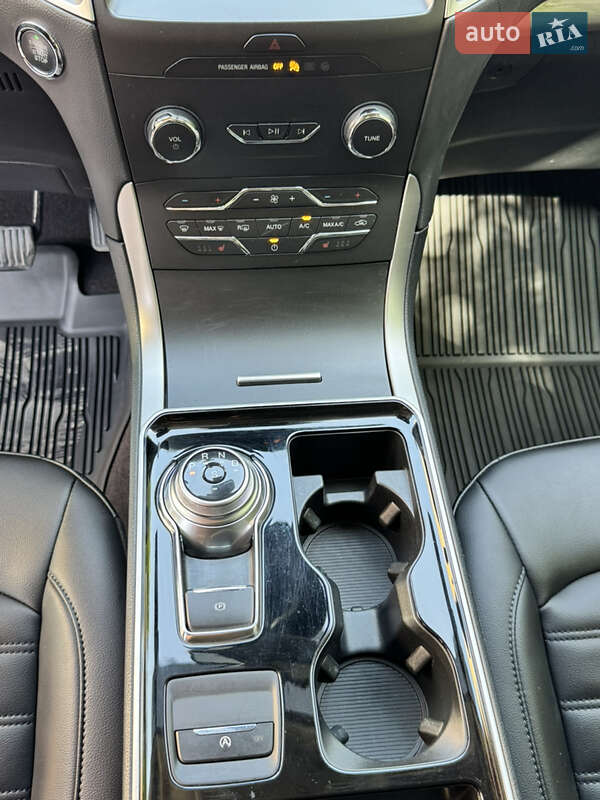 Внедорожник / Кроссовер Ford Edge 2020 в Днепре фото 42 Внедорожник / Кроссовер Ford Edge 2020 в Днепре