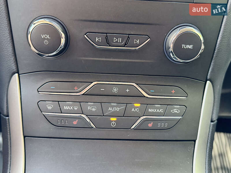 Внедорожник / Кроссовер Ford Edge 2020 в Днепре фото 48 Внедорожник / Кроссовер Ford Edge 2020 в Днепре