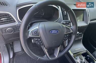 Внедорожник / Кроссовер Ford Edge 2020 в 