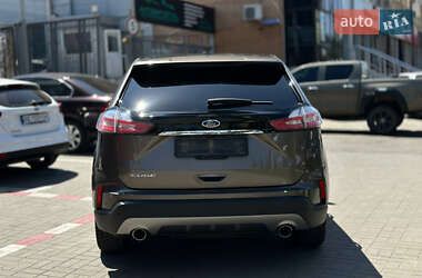 Внедорожник / Кроссовер Ford Edge 2019 в 