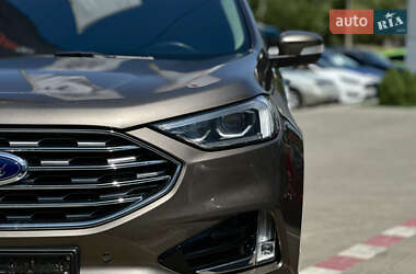 Внедорожник / Кроссовер Ford Edge 2019 в 