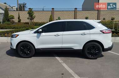 Внедорожник / Кроссовер Ford Edge 2020 в 
