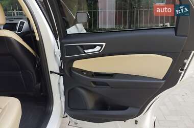 Внедорожник / Кроссовер Ford Edge 2020 в 