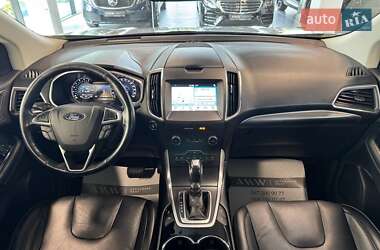 Позашляховик / Кросовер Ford Edge 2018 в 