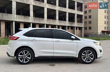 Внедорожник / Кроссовер Ford Edge 2016 в 