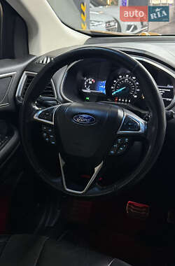 Внедорожник / Кроссовер Ford Edge 2016 в 