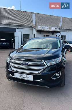 Позашляховик / Кросовер Ford Edge 2015 в 