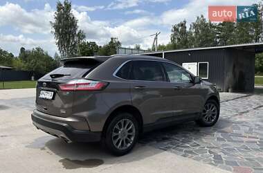 Внедорожник / Кроссовер Ford Edge 2019 в 