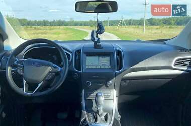 Внедорожник / Кроссовер Ford Edge 2017 в 