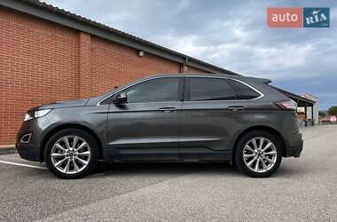 Внедорожник / Кроссовер Ford Edge 2018 в 