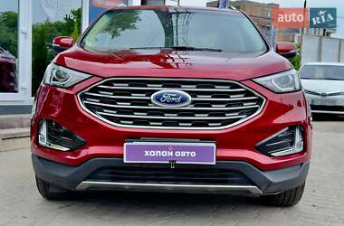 Внедорожник / Кроссовер Ford Edge 2019 в 