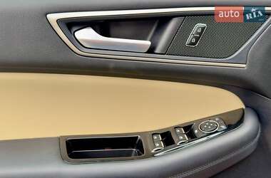 Внедорожник / Кроссовер Ford Edge 2019 в 