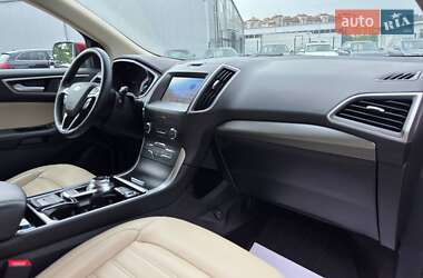 Внедорожник / Кроссовер Ford Edge 2019 в 