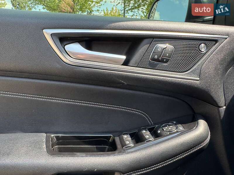 Позашляховик / Кросовер Ford Edge 2019 в Дніпрі