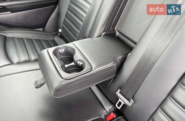 Внедорожник / Кроссовер Ford Edge 2020 в 