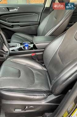 Внедорожник / Кроссовер Ford Edge 2018 в 
