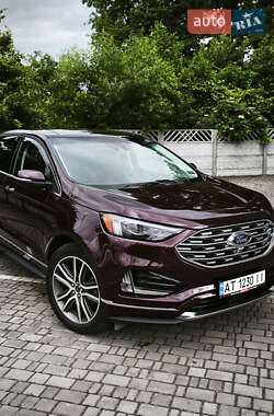 Внедорожник / Кроссовер Ford Edge 2019 в 