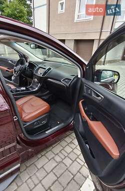 Внедорожник / Кроссовер Ford Edge 2019 в 