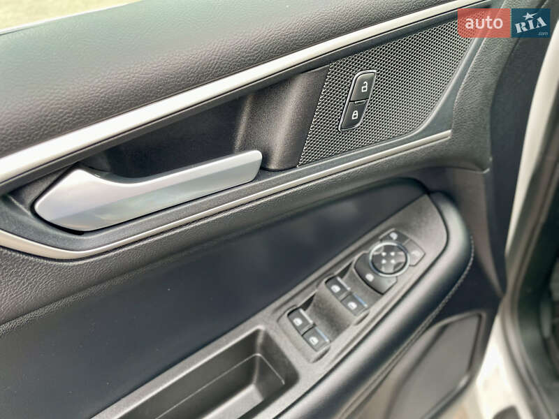 Внедорожник / Кроссовер Ford Edge 2022 в Ровно