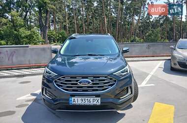Внедорожник / Кроссовер Ford Edge 2018 в 