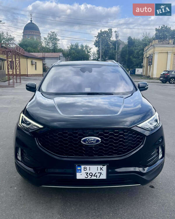 Внедорожник / Кроссовер Ford Edge 2019 в 