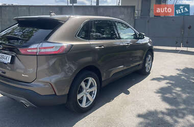 Внедорожник / Кроссовер Ford Edge 2019 в 