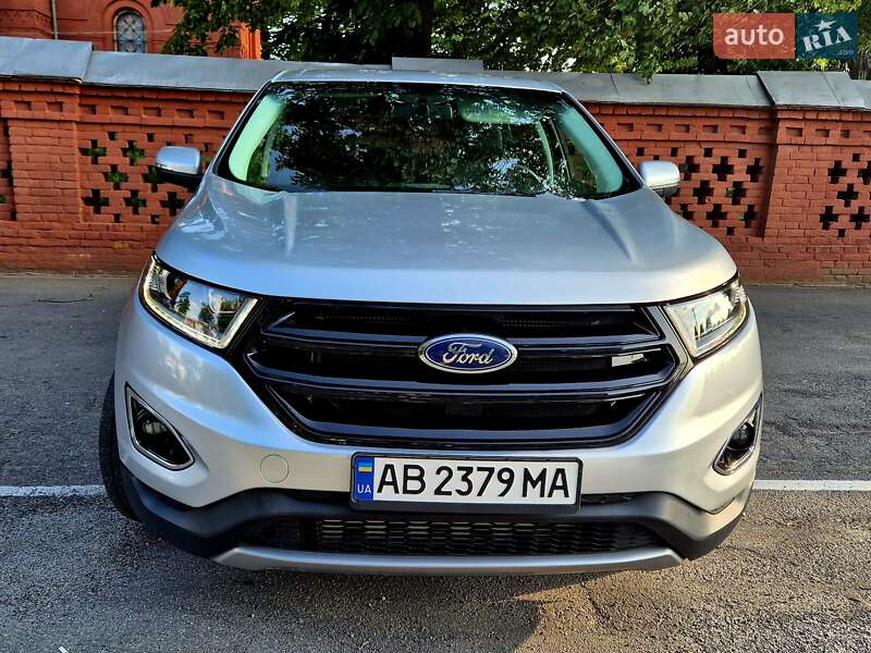 Внедорожник / Кроссовер Ford Edge 2018 в 