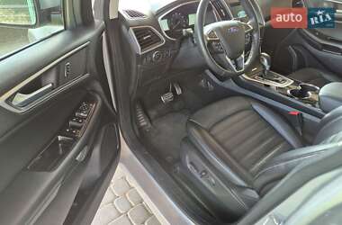 Внедорожник / Кроссовер Ford Edge 2018 в 