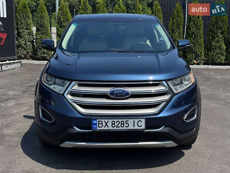 Внедорожник / Кроссовер Ford Edge 2017 в 
