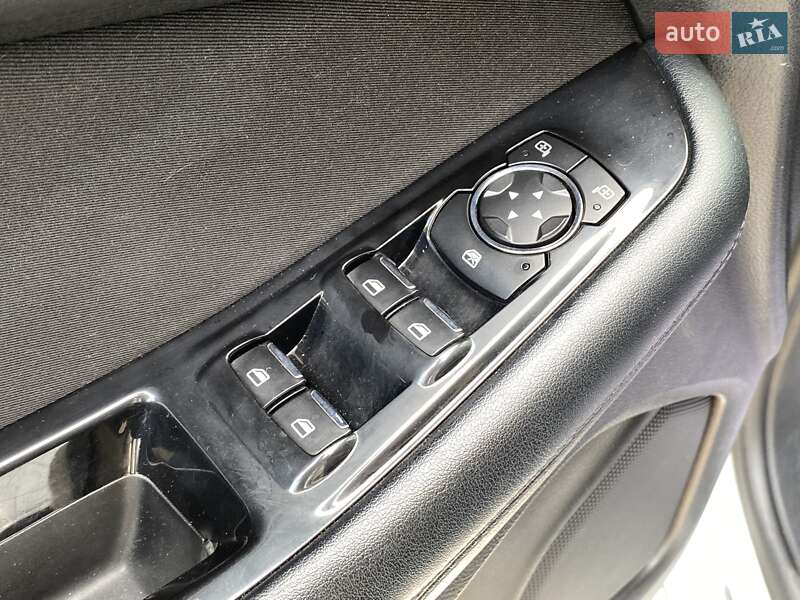 Внедорожник / Кроссовер Ford Edge 2017 в Днепре
