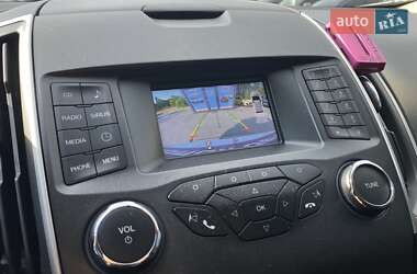 Внедорожник / Кроссовер Ford Edge 2017 в 