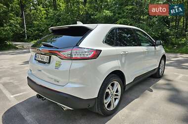 Внедорожник / Кроссовер Ford Edge 2015 в 