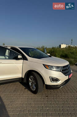 Внедорожник / Кроссовер Ford Edge 2017 в 