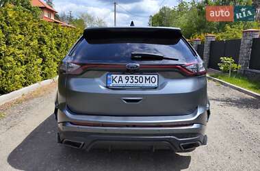 Внедорожник / Кроссовер Ford Edge 2016 в 