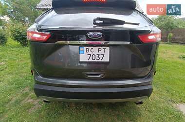 Внедорожник / Кроссовер Ford Edge 2019 в 