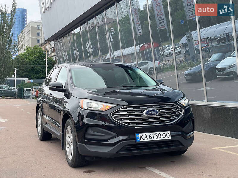 Внедорожник / Кроссовер Ford Edge 2019 в 