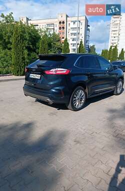 Внедорожник / Кроссовер Ford Edge 2022 в 