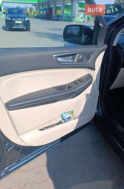 Внедорожник / Кроссовер Ford Edge 2022 в 