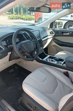 Внедорожник / Кроссовер Ford Edge 2022 в 