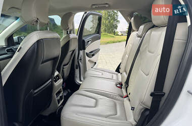 Внедорожник / Кроссовер Ford Edge 2015 в 