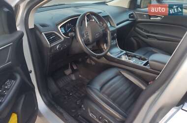 Внедорожник / Кроссовер Ford Edge 2019 в 