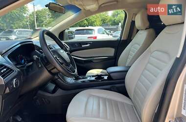 Внедорожник / Кроссовер Ford Edge 2017 в 