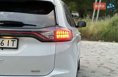 Внедорожник / Кроссовер Ford Edge 2018 в 