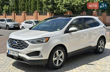 Внедорожник / Кроссовер Ford Edge 2019 в 