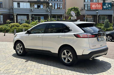Внедорожник / Кроссовер Ford Edge 2019 в 