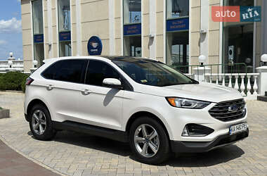 Внедорожник / Кроссовер Ford Edge 2019 в 
