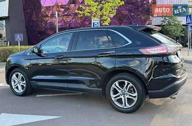 Внедорожник / Кроссовер Ford Edge 2018 в 