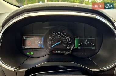 Внедорожник / Кроссовер Ford Edge 2019 в 
