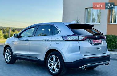 Внедорожник / Кроссовер Ford Edge 2017 в 